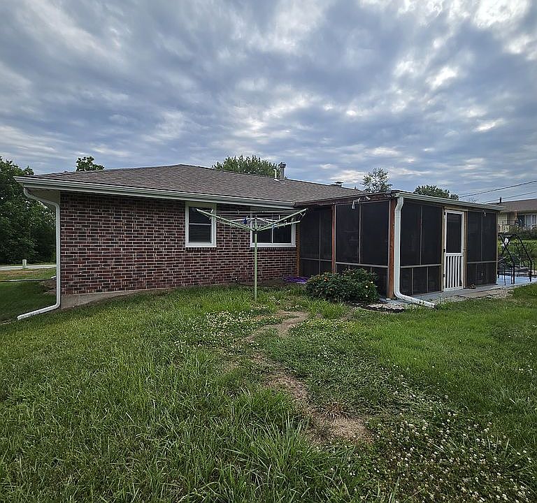 920 Tracy Ave, Excelsior Springs, MO 64024 | Zillow