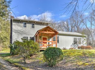 1592 Tunnel Rd, Swannanoa, NC 28778