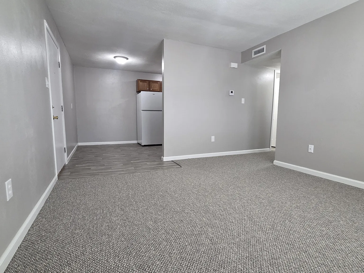 2 bed, 770 sqft, $850 — Photo 4