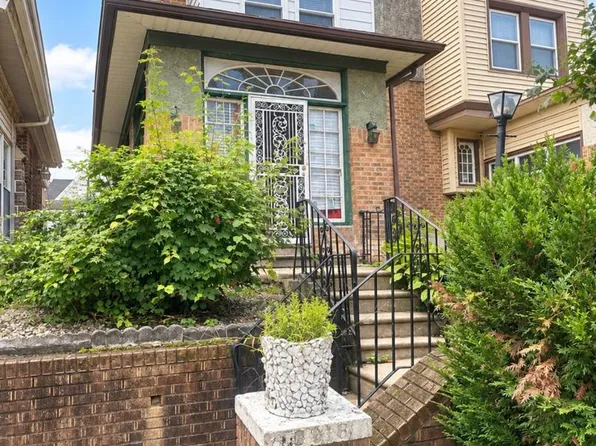 6216 Ellsworth St, Philadelphia, PA 19143