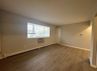 2304 S 62nd St APT 8, Milwaukee, WI 53219