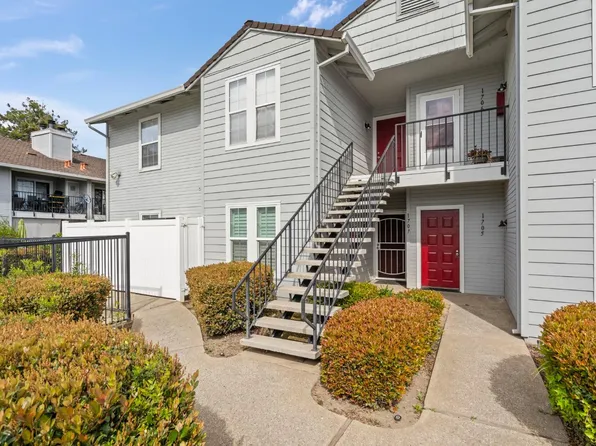 2400 Eilers Ln APT 1708, Lodi, CA 95242