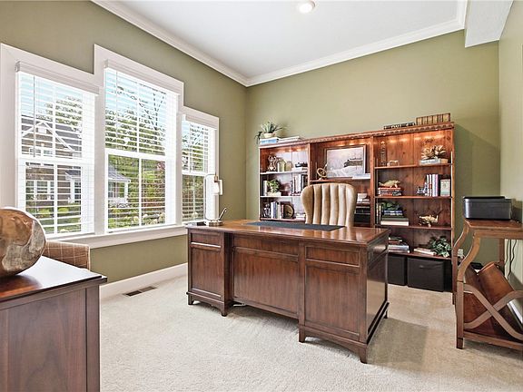 4th image of 358 Juniper Way