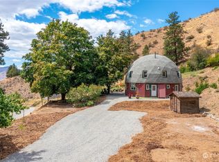 657 Cagle Gulch Rd, Chelan, WA 98816