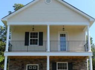 121 Hudgins Rd, Fredericksburg, VA 22408