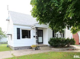 1428 W Forrest Hill Ave, Peoria, IL 61604