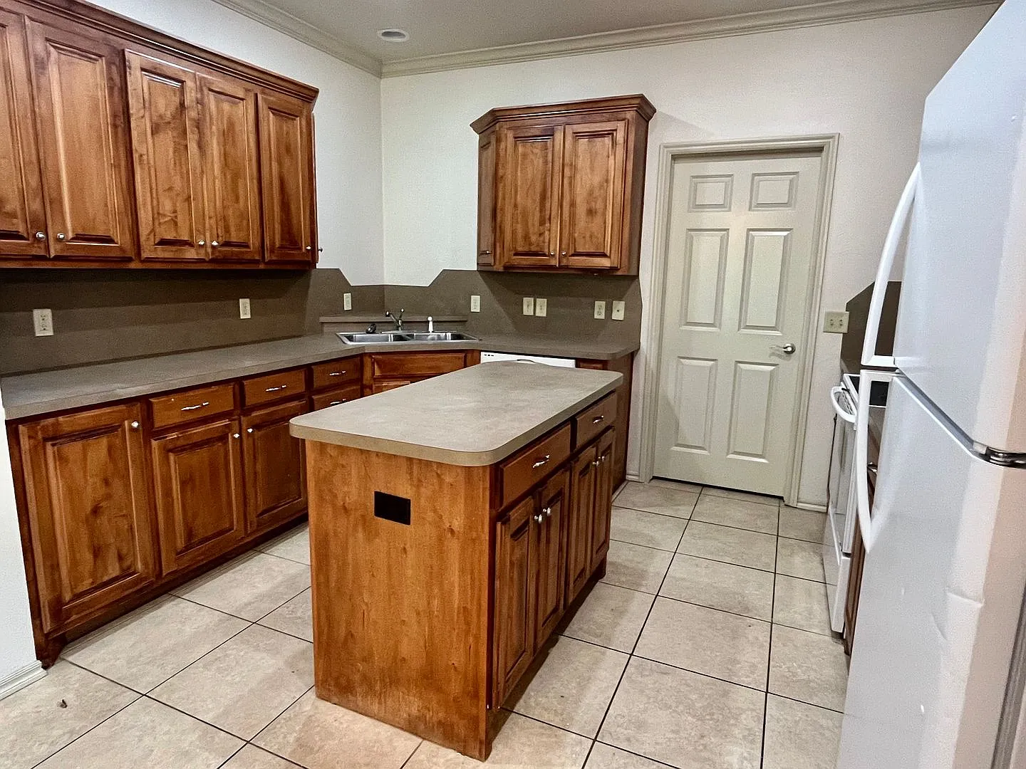 Cozy 3 Bed 2 Bath In Edmond — Photo 4