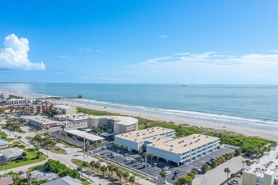 Direct Oceanfront Complex by World Famous Cocoa Beach Pier