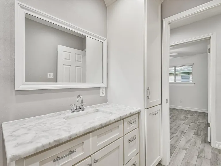 7623 Yellow Pine Dr — Photo 31