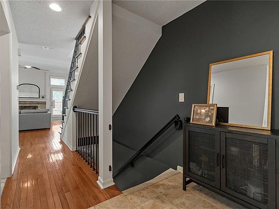 5th image of 12595 Broadmoor St