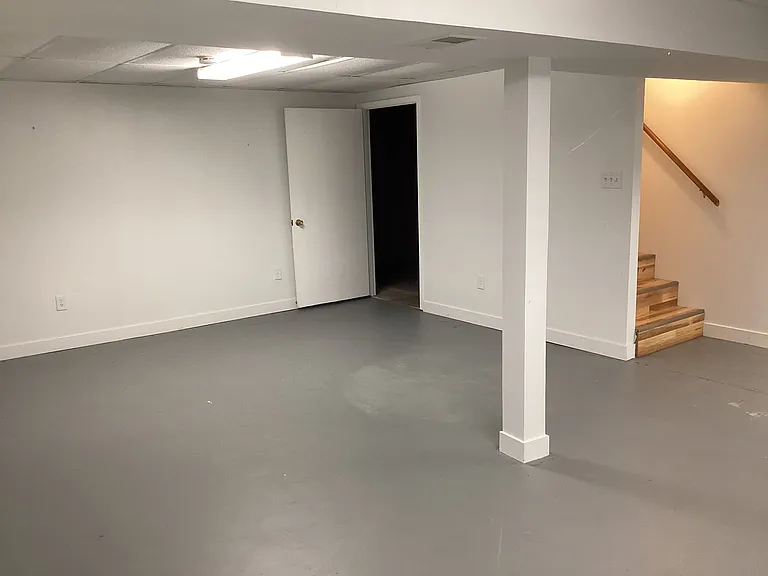 2718 Sedan Dr — Photo 5