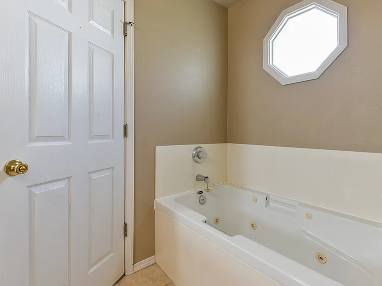 190 Horizon Dr — Photo 22