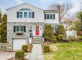 155 Alkamont Ave, Scarsdale, NY 10583