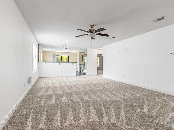 5th image of 527 Evening Falls Dr