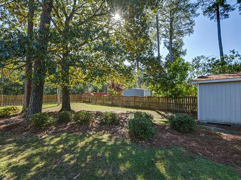 101 Grinders Mill Rd — Photo 36