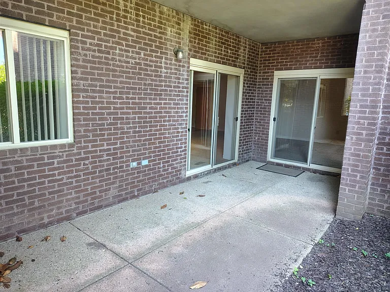 Residences at Pomona Park — Photo 90
