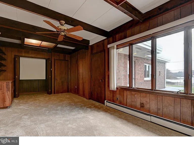 181 Cranbury Rd — Photo 11