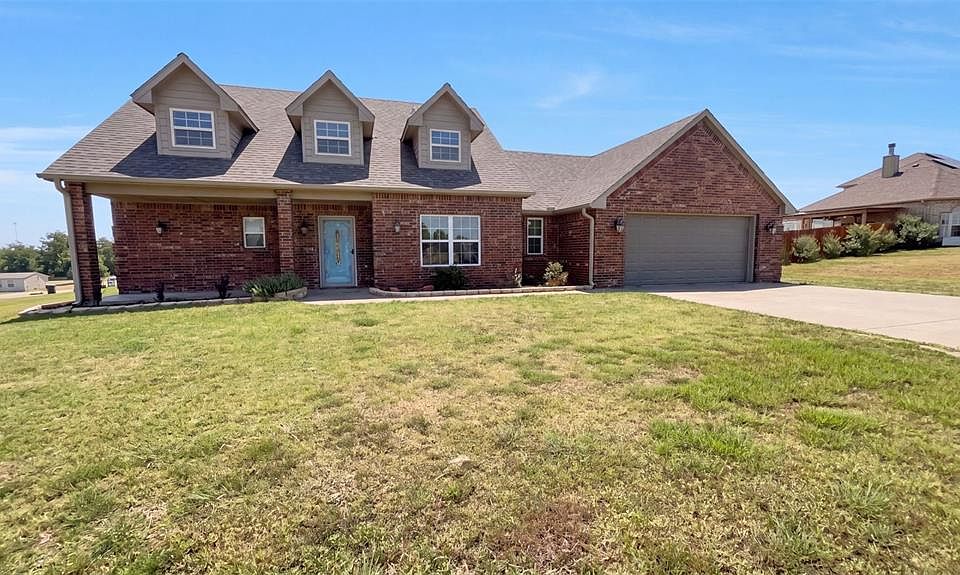 1st image of 12 Wahnetah Ln