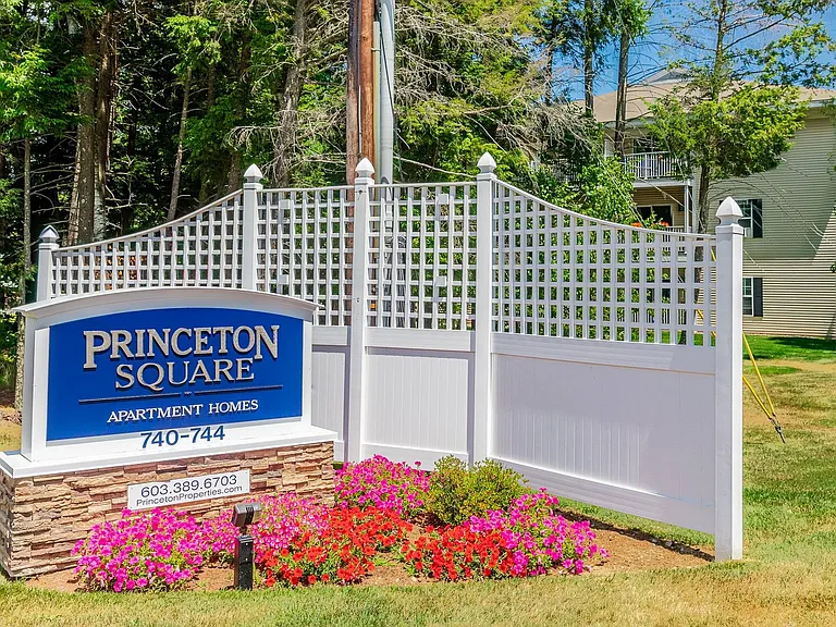 PrincetonSquare2022-3