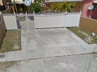 1855 NW 16th St #B, Miami, FL 33125