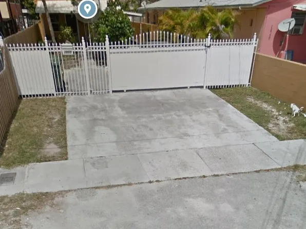 1855 NW 16th St #B, Miami, FL 33125