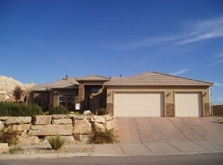2061 E Knolls Dr, Saint George, UT 84790