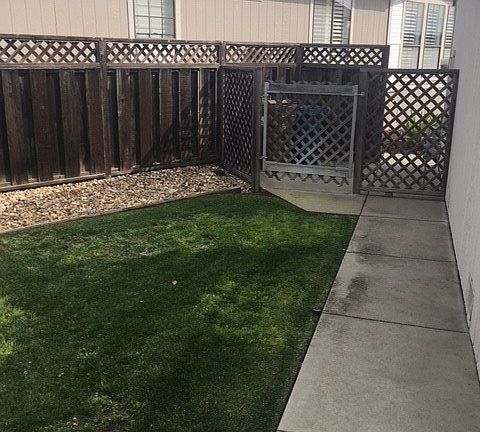 5th image of 1824 Paris Ln #65