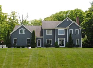 11 Miscoe Hill Rd, Upton, MA 01568