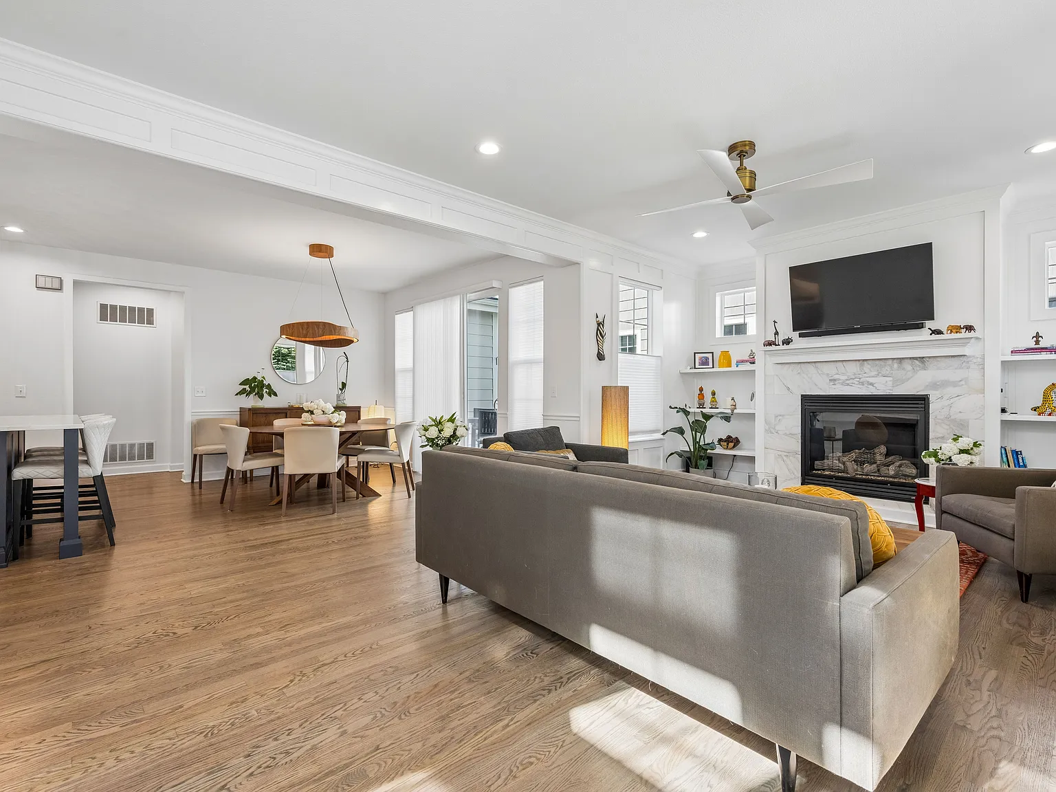 3 bed, 2.5 bath, 2147 sqft, $3,550 — Photo 3