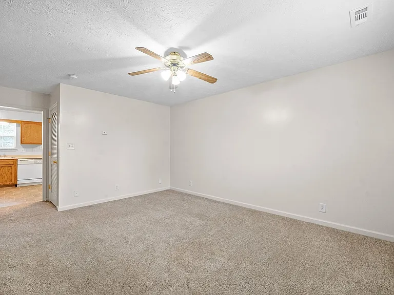 Jockey Drive - 3838 — Photo 3