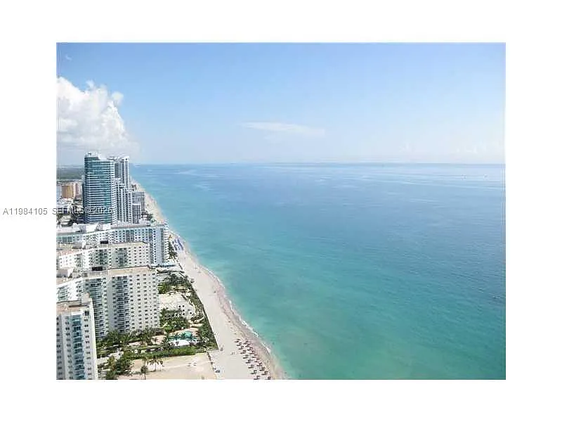 Building Photo - 1830 S Ocean Dr #4212