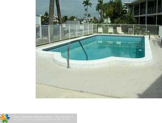 4th image of 2748 NE 28th Ave APT 19