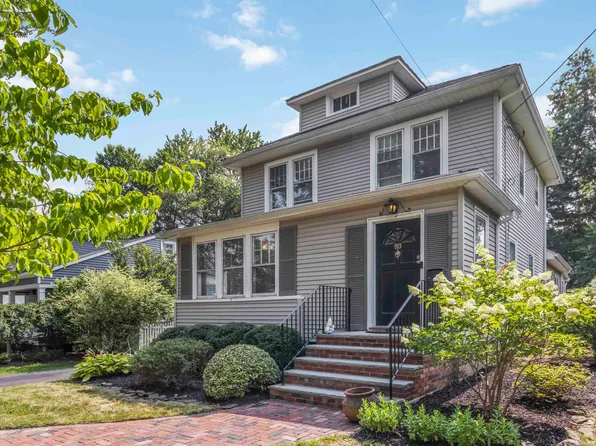 93 Lafayette Ave, Chatham, NJ 07928