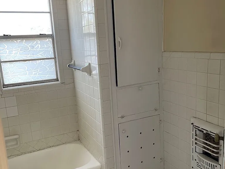 1111 W California Ave — Photo 14