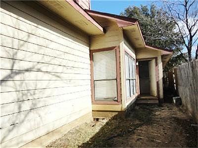 4th image of 1447 Glencliff Dr