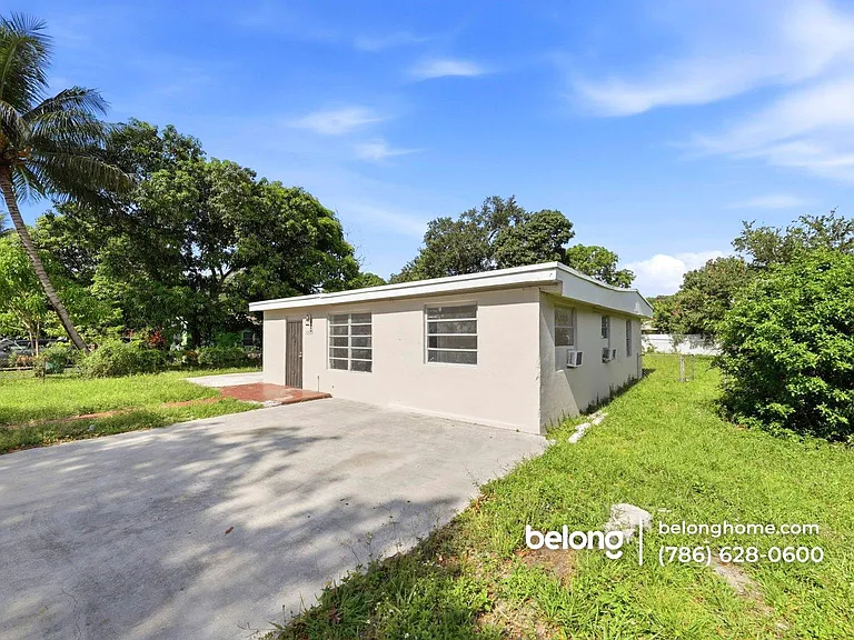 12520 NW 22nd Ct — Photo 35