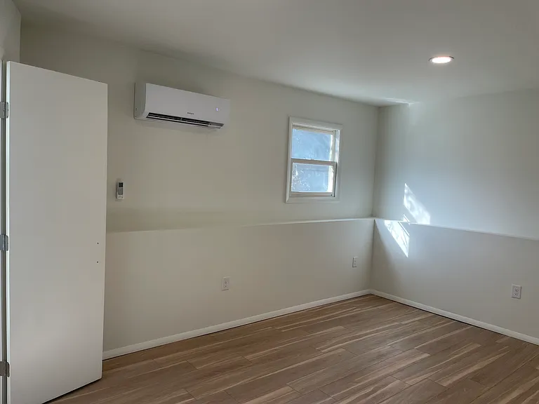 97 Meadowbrook Dr — Photo 17