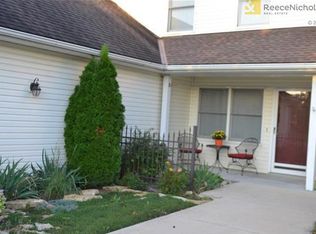 872 S Juniper Ter, Gardner, KS 66030