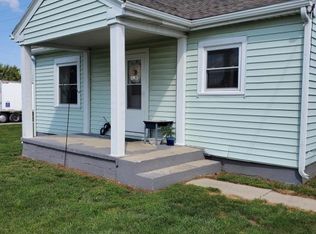 731 E Washington St, Winchester, IN 47394