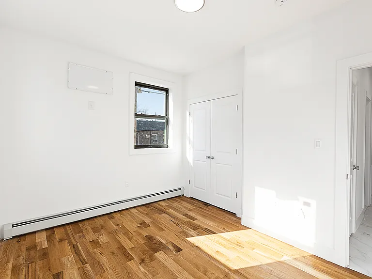 1803 E 16th Steeet #2 — Photo 7