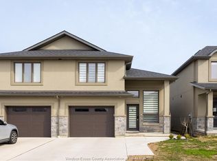 142 Lane St, Essex, ON N8M0B2