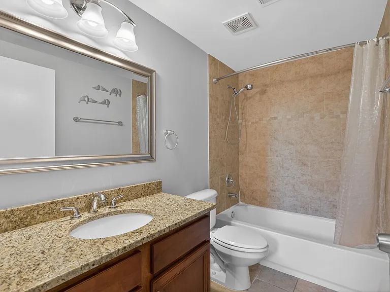 9810 Meadow Valley Dr — Photo 15
