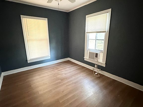 2nd image of 207 Lacobie St