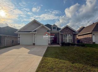 5738 Dunridge Dr, Pace, FL 32571