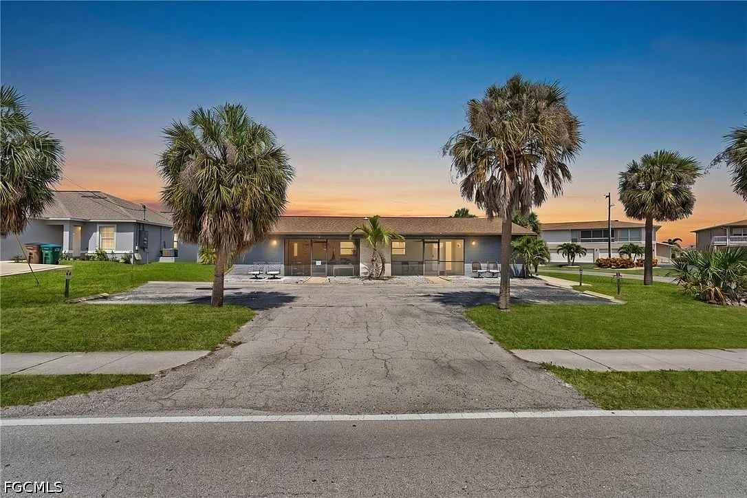 1 bed, 1.0 bath, 833 sqft, $1,395 — Photo 3
