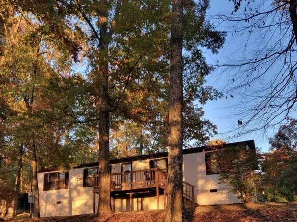 385 Laurel Rd, Clinton, TN 37716