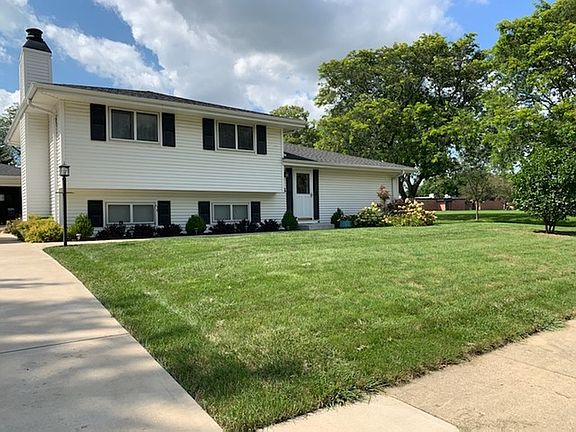 2nd image of 396 N Westwood Ave