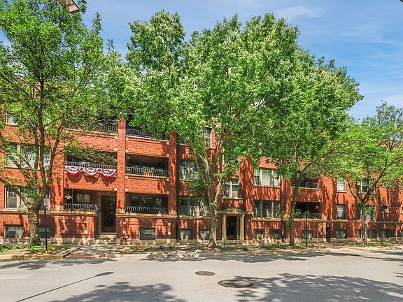 2nd image of 1844 W Berteau Ave APT 3