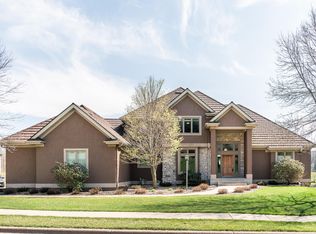 3308 Emerald Valley Dr, Onalaska, WI 54650