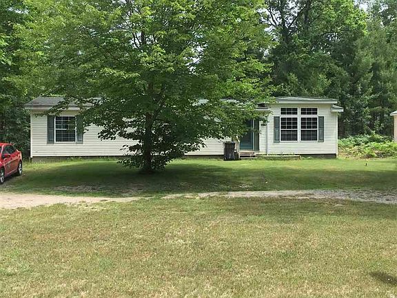 3rd image of 9340 Pine Circle Dr NW